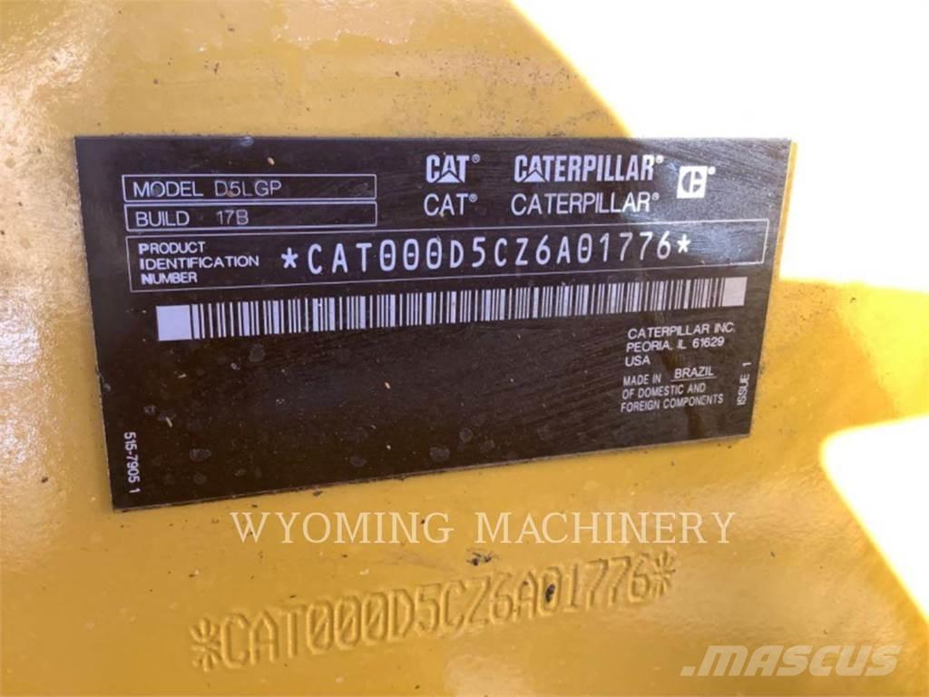 CAT D5 LGP Pásové dozery