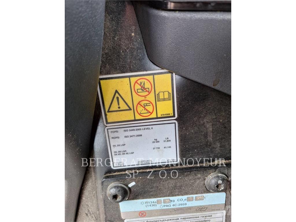 CAT D5 LGP Pásové dozery