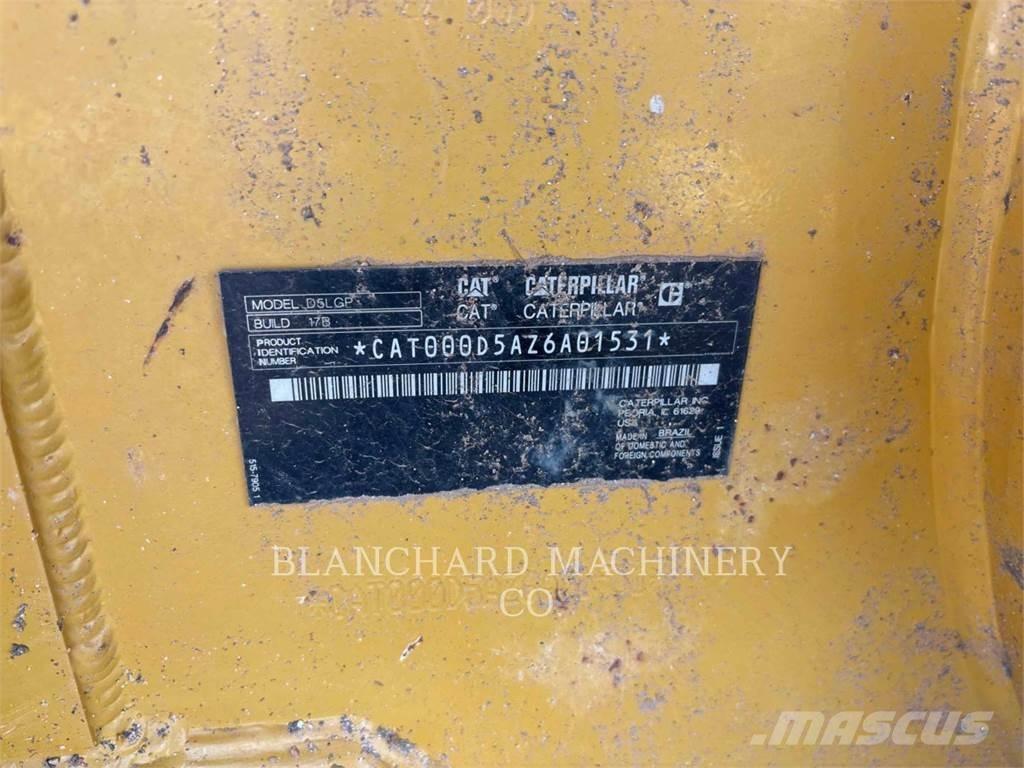 CAT D5 LGP Pásové dozery