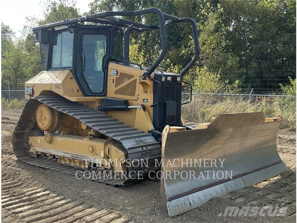 CAT D5 LGP Pásové dozery