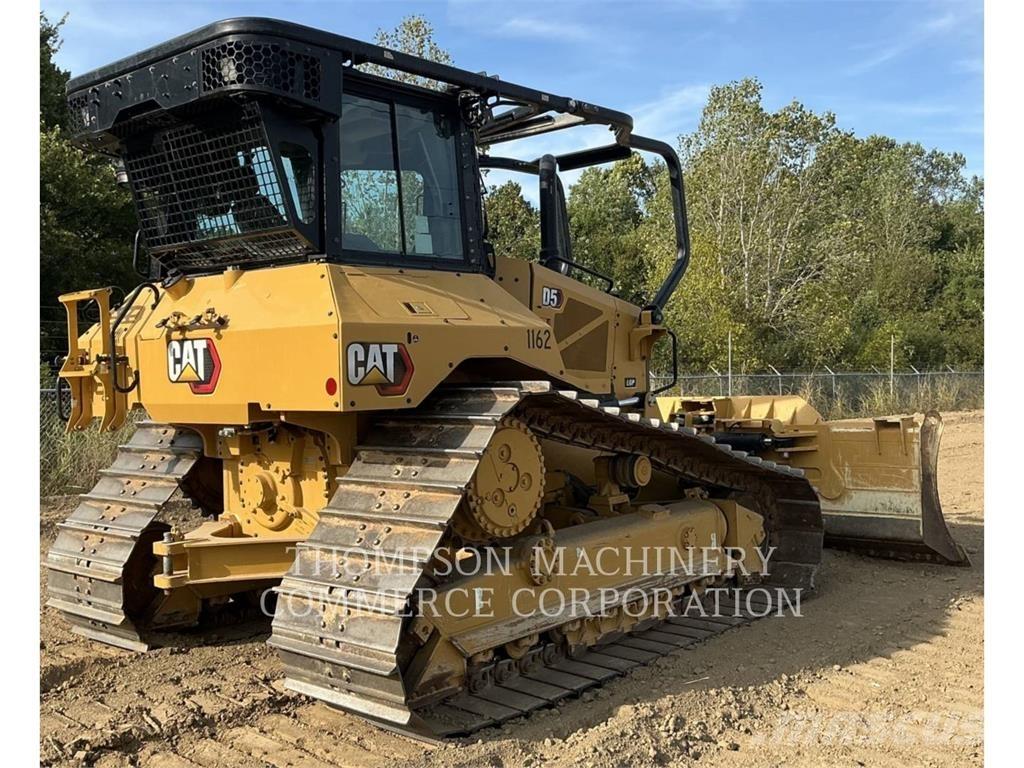 CAT D5 LGP Pásové dozery