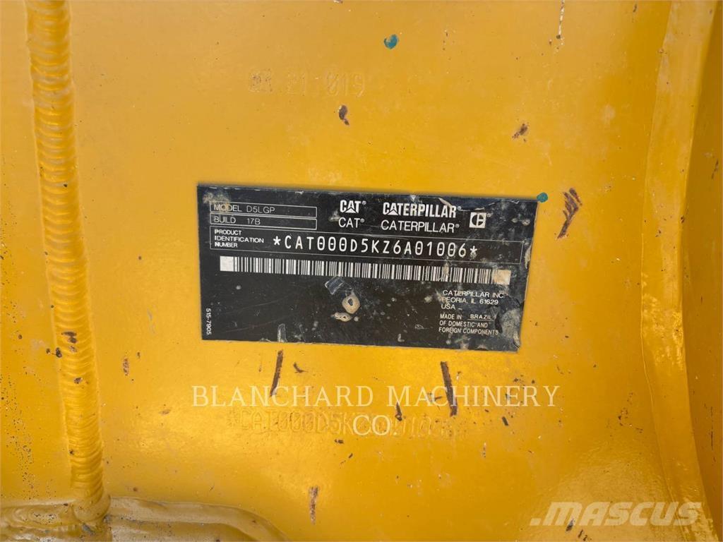 CAT D5 LGP Pásové dozery