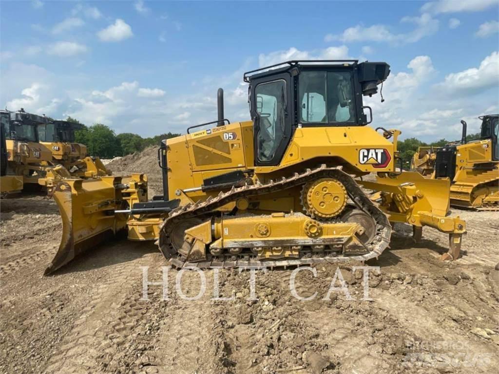 CAT D5 VP3 Pásové dozery