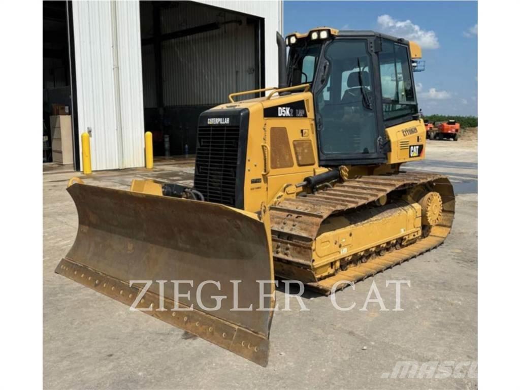 CAT D5K2 Pásové dozery
