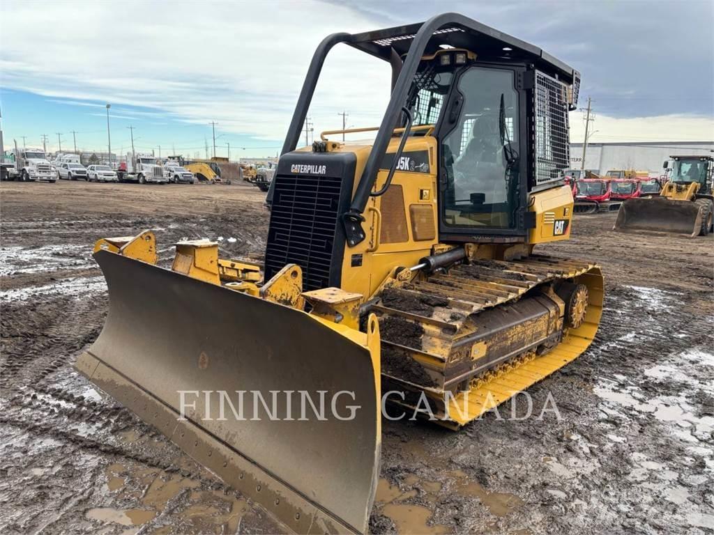 CAT D5K2 Pásové dozery