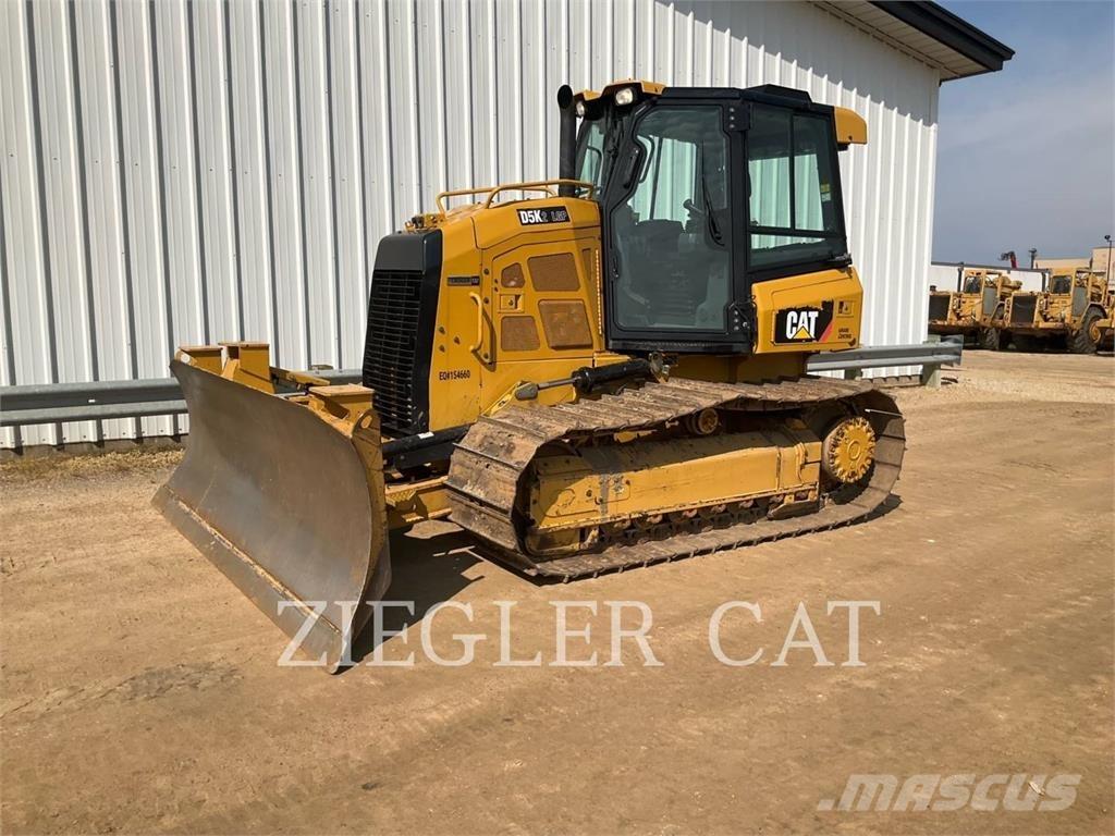 CAT D5K2 Pásové dozery