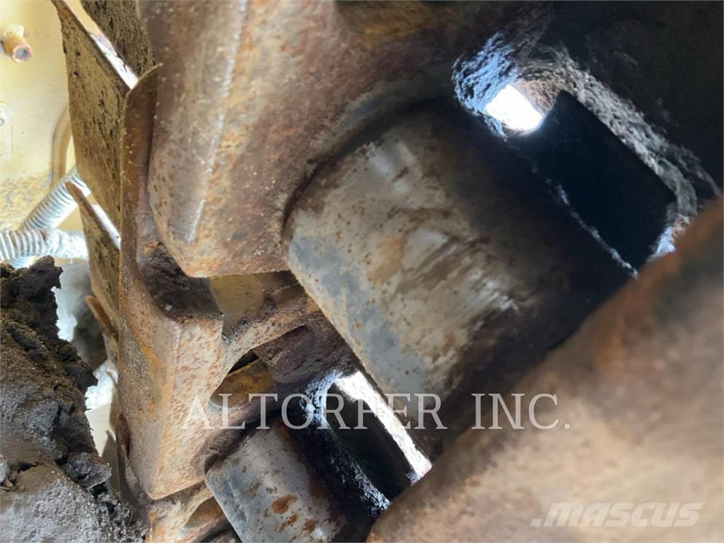 CAT D5K2 LGP3D Pásové dozery