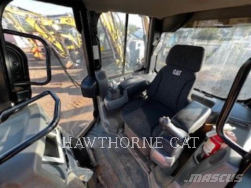 CAT D5K2 XL Pásové dozery