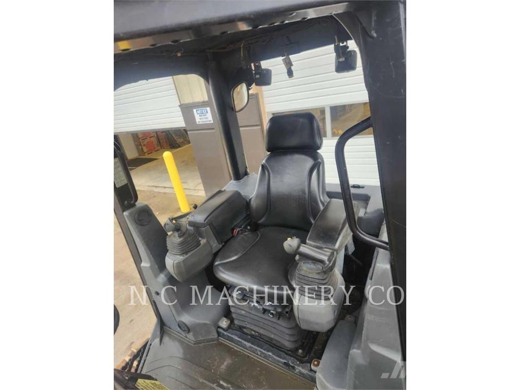 CAT D5K2 XLCN Pásové dozery