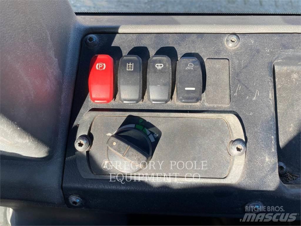 CAT D5K2LGP Pásové dozery