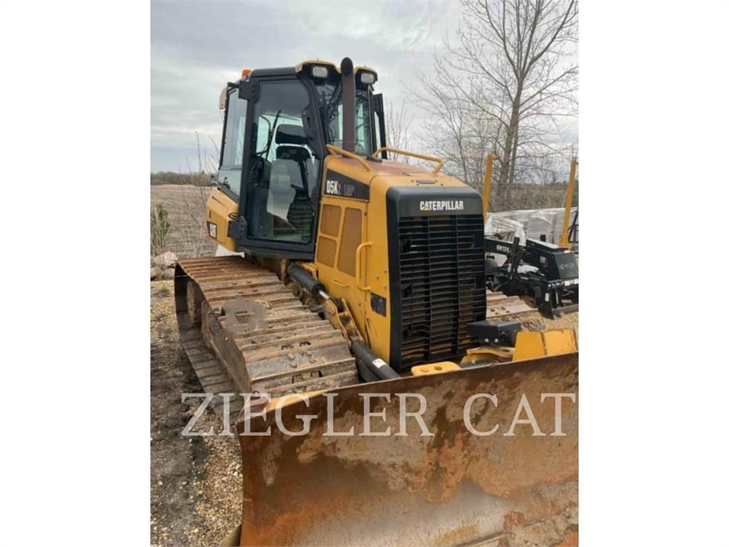 CAT D5K2LGP Pásové dozery