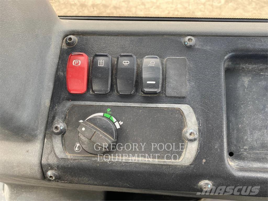 CAT D5K2LGP Pásové dozery