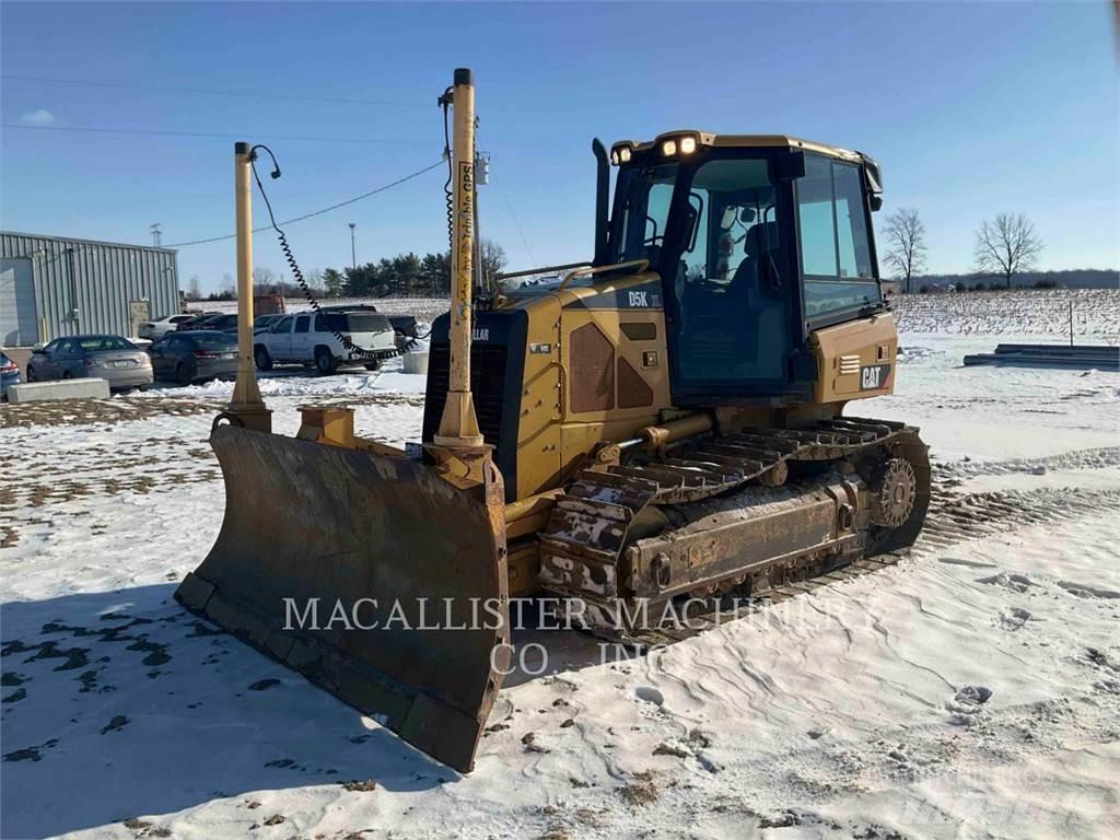 CAT D5KXL Pásové dozery