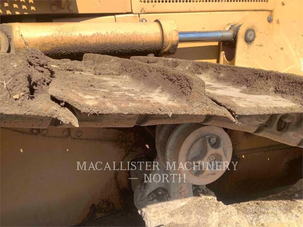 CAT D5ML Pásové dozery