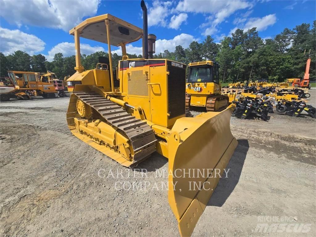 CAT D5MXL Pásové dozery