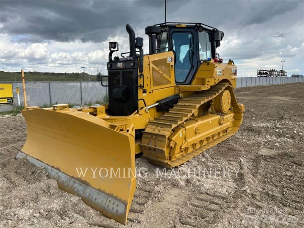 CAT D6 Pásové dozery
