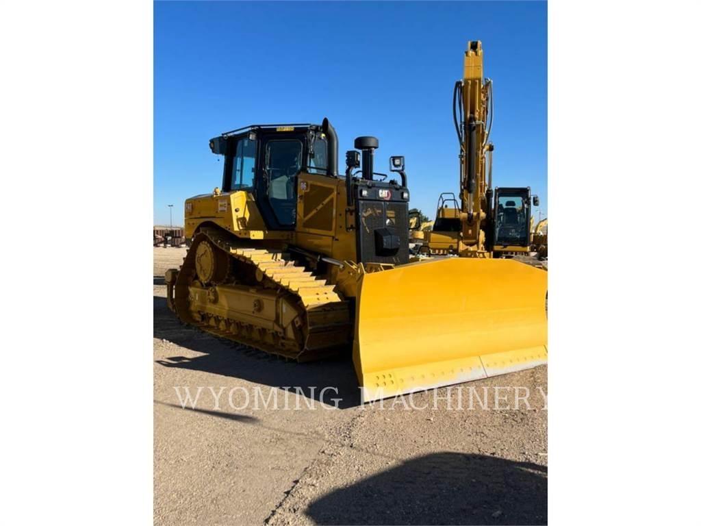 CAT D6 Pásové dozery