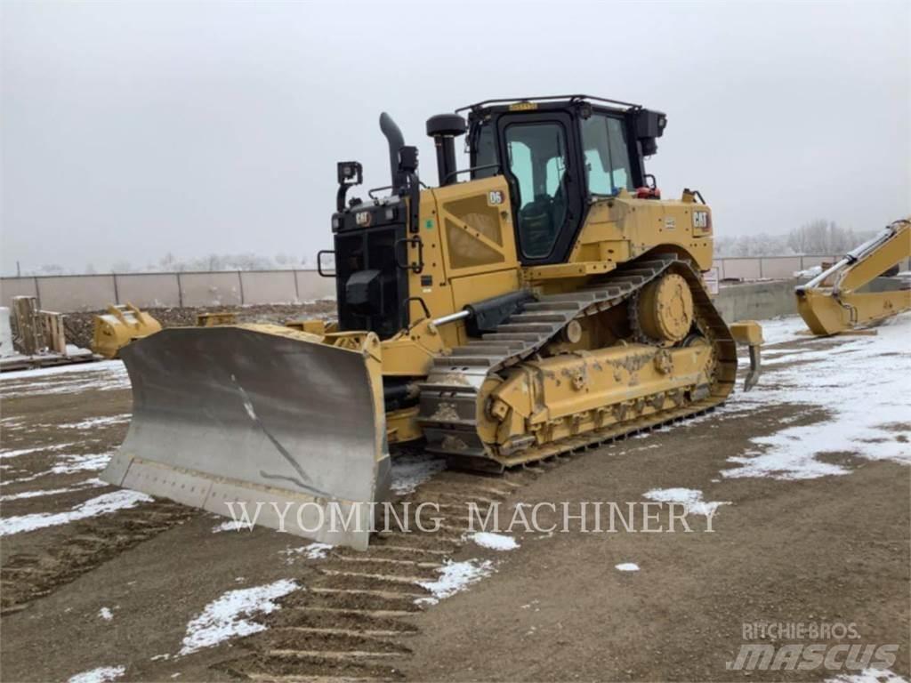 CAT D6 Pásové dozery