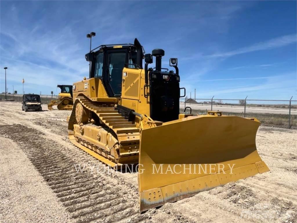 CAT D6 Pásové dozery