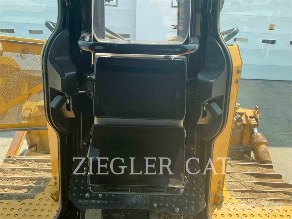 CAT D6 Pásové dozery