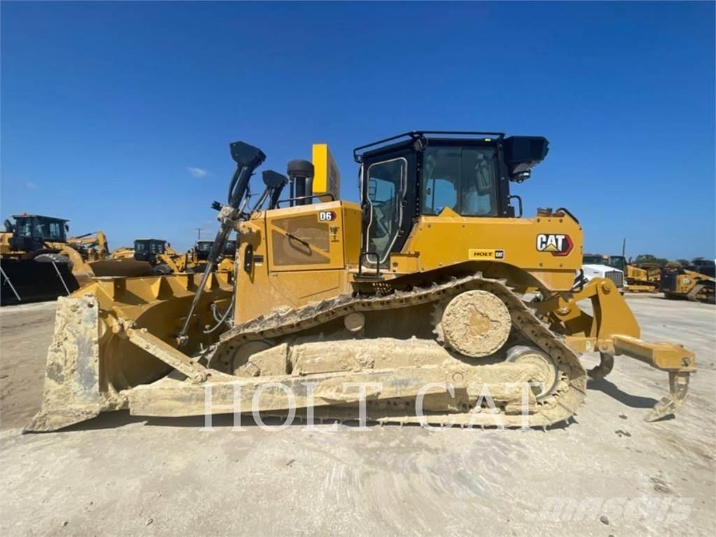 CAT D6 Pásové dozery