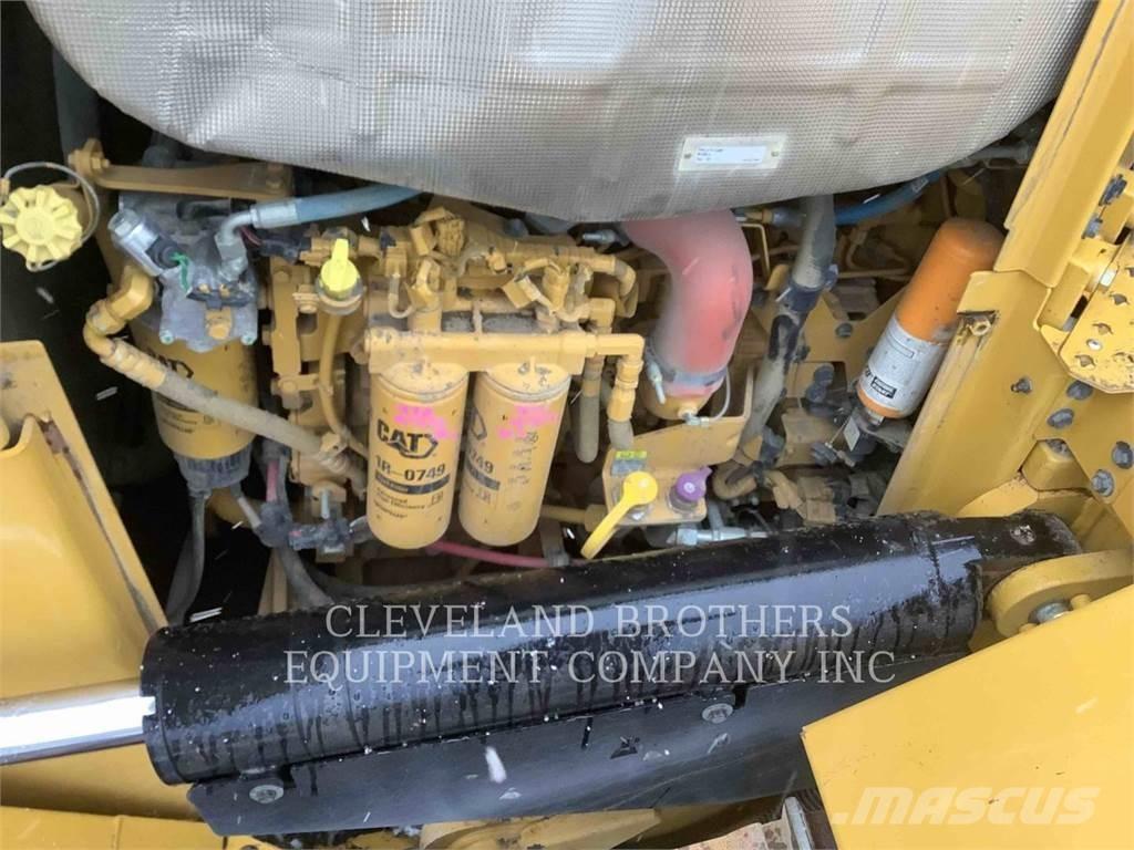 CAT D6 LGP Pásové dozery