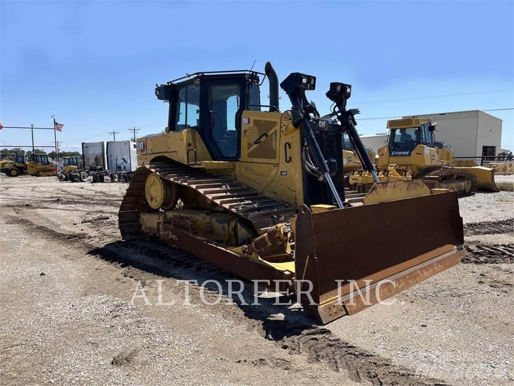 CAT D6 LGP 3D Pásové dozery
