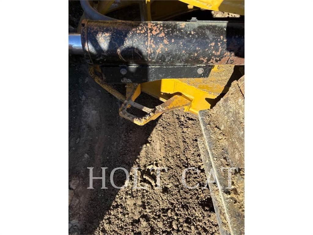 CAT D6 LGPVP Pásové dozery