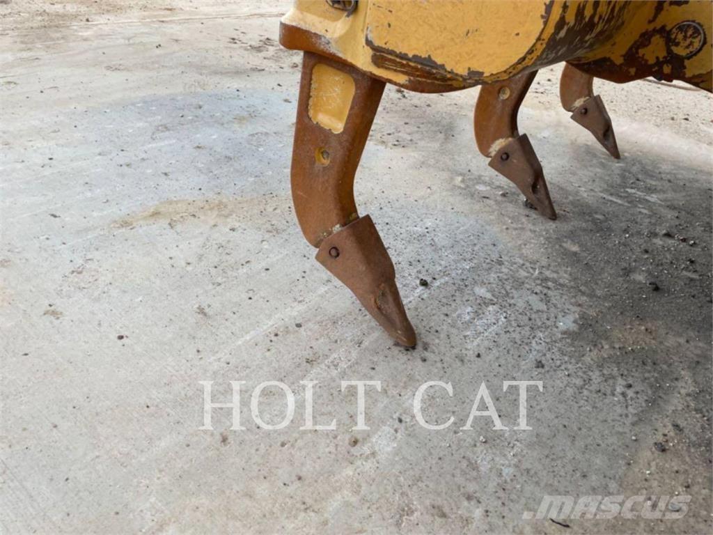 CAT D6 LGPVP3 Pásové dozery