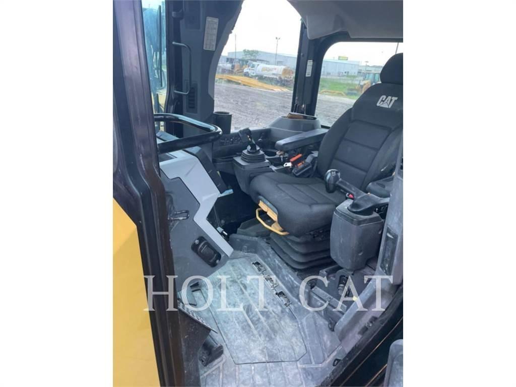 CAT D6 LGPVPWH Pásové dozery