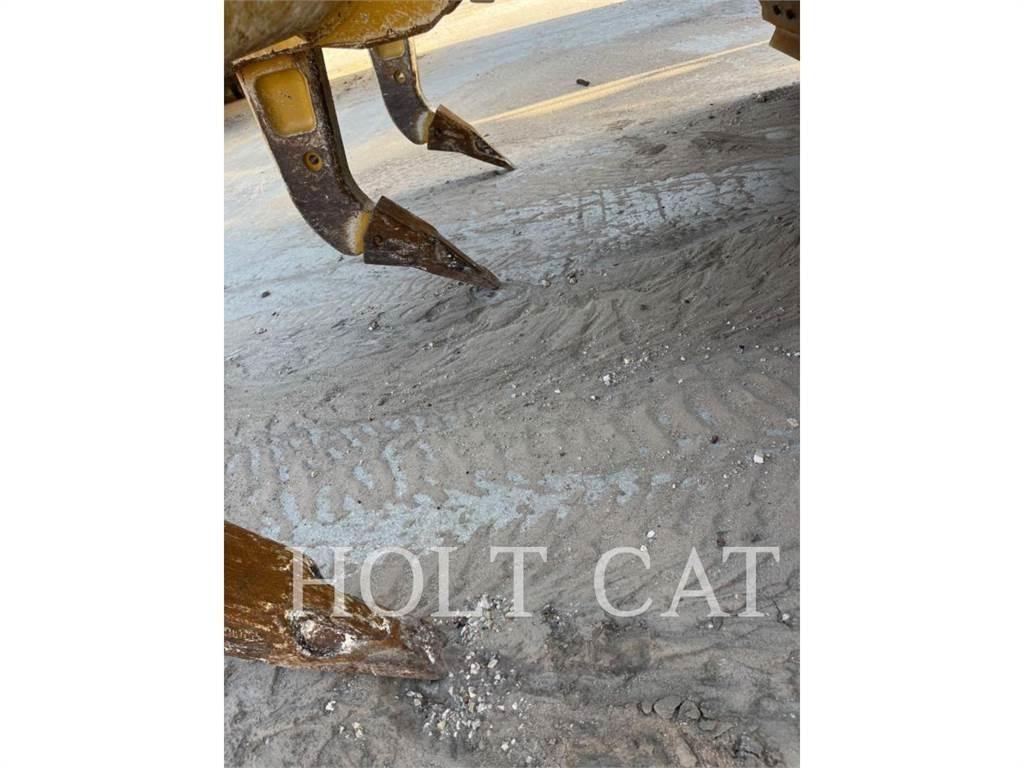 CAT D6 XE Pásové dozery