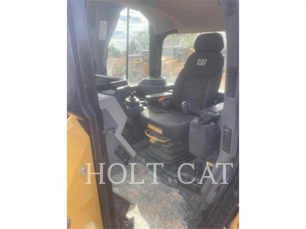 CAT D6 XELGP Pásové dozery