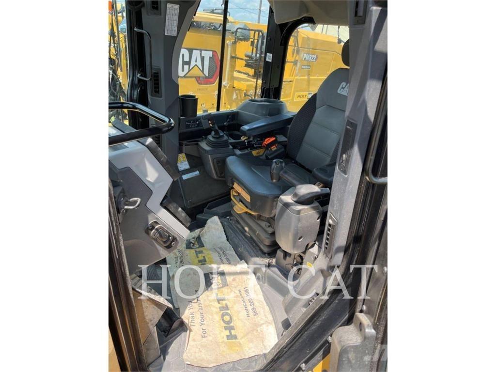 CAT D6 XELGPVP Pásové dozery