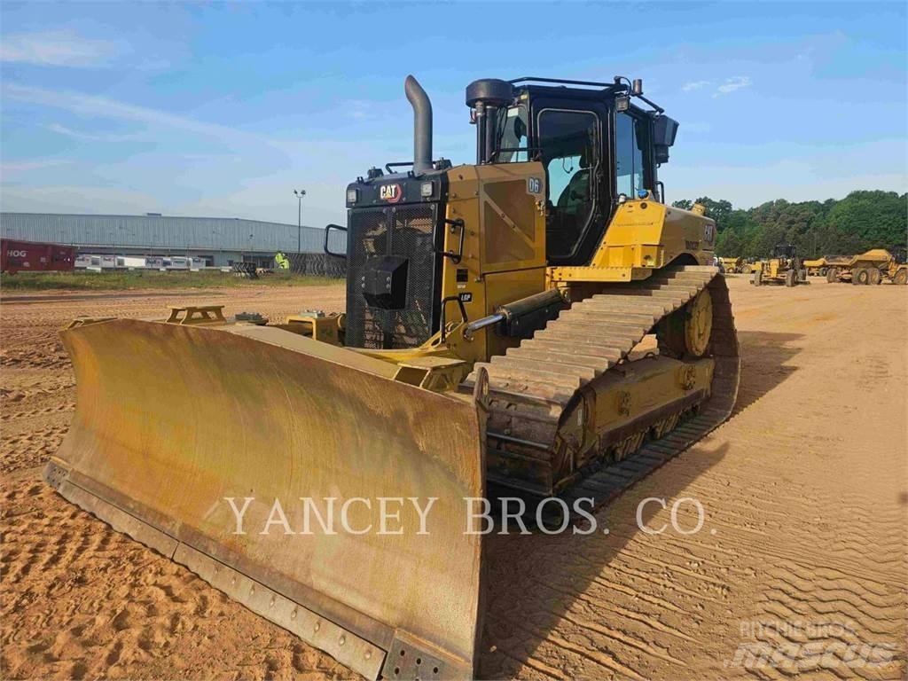 CAT D620VP Pásové dozery