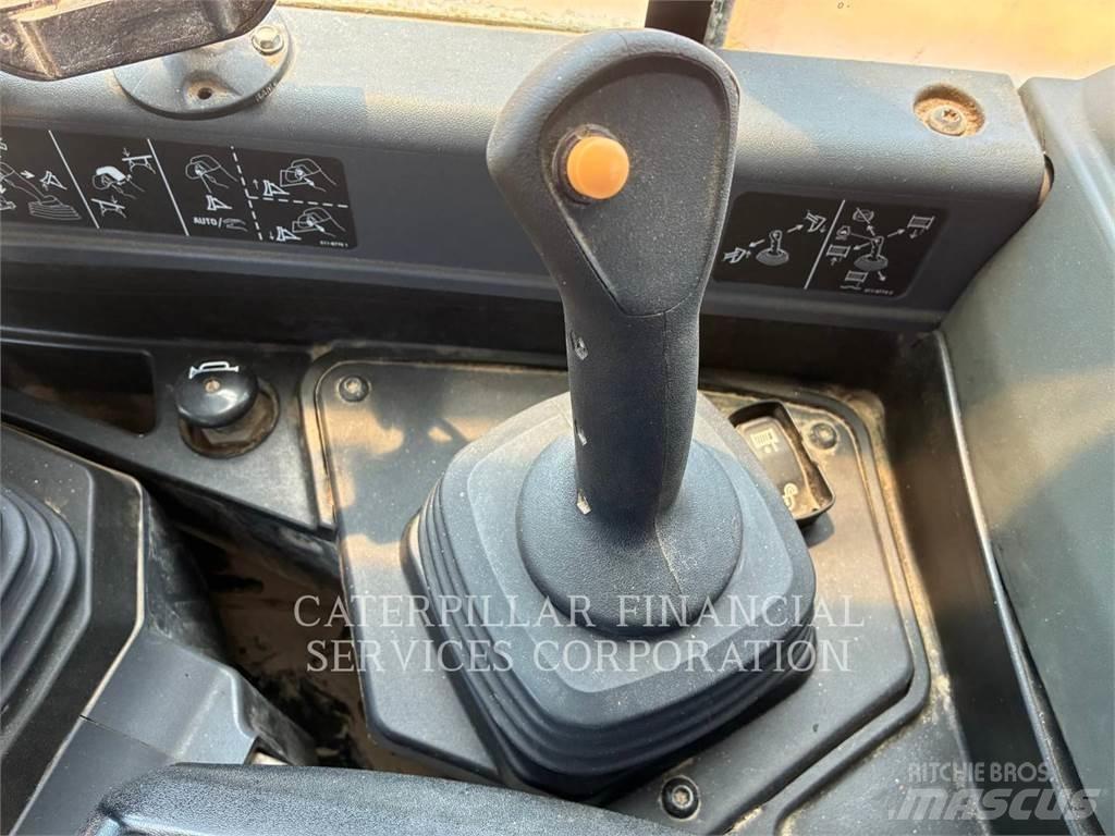 CAT D620XEVP Pásové dozery