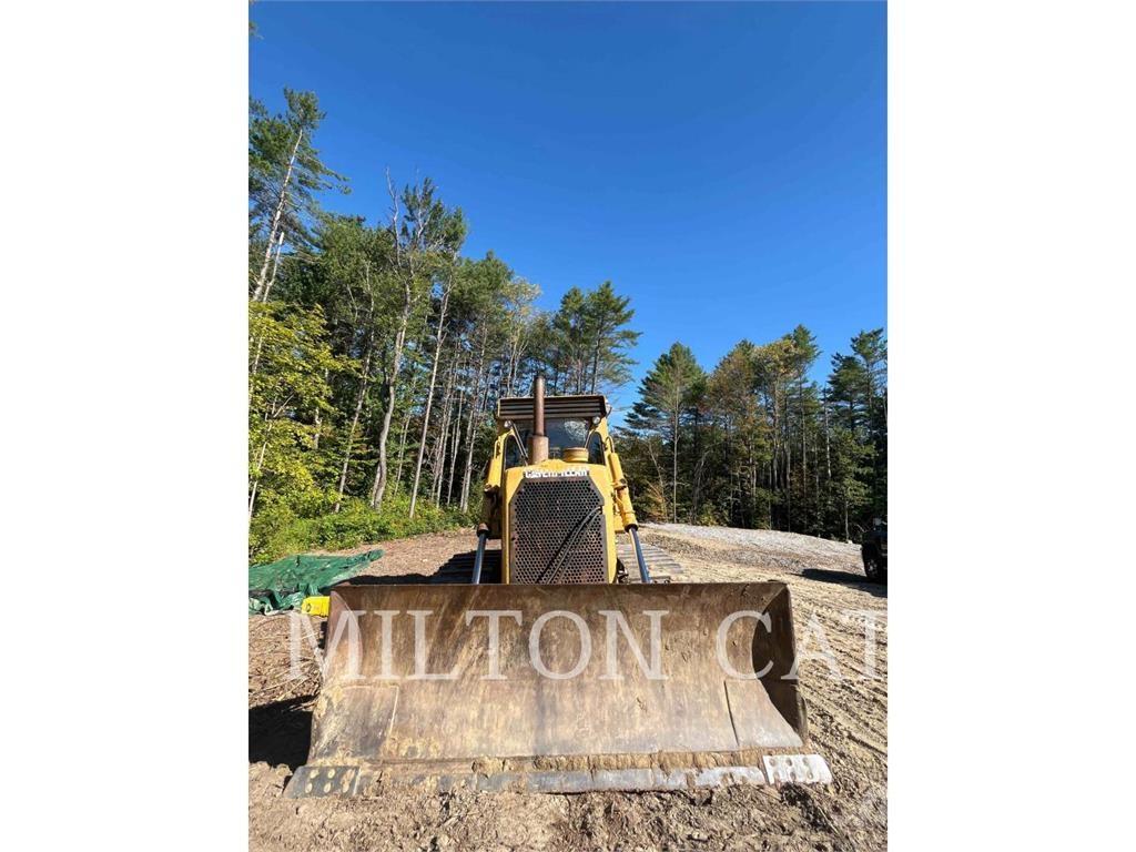 CAT D6D Pásové dozery