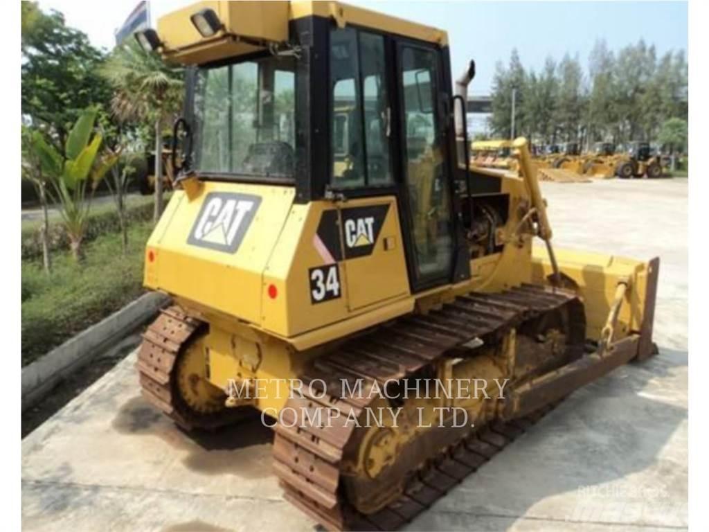CAT D6G Pásové dozery
