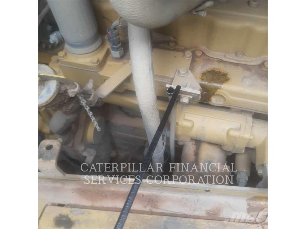 CAT D6GC Pásové dozery