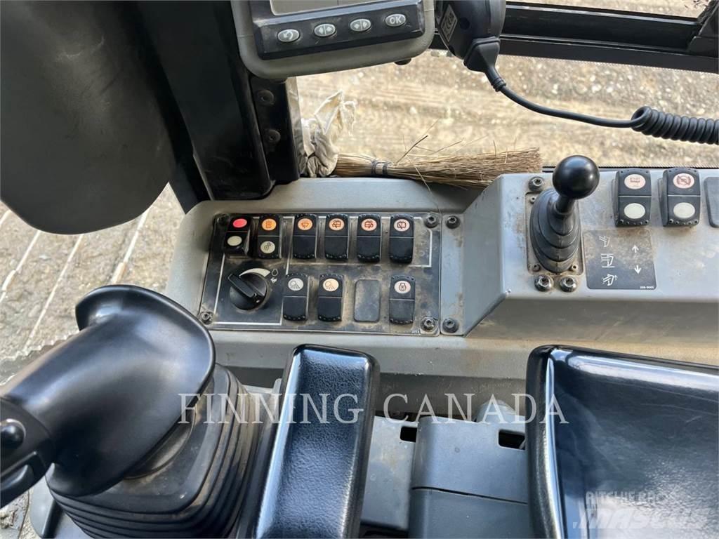 CAT D6K Pásové dozery