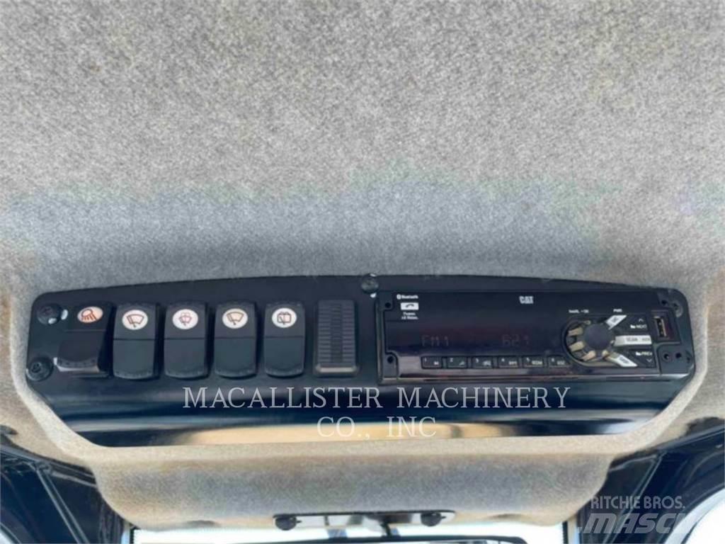 CAT D6K2LGP Pásové dozery