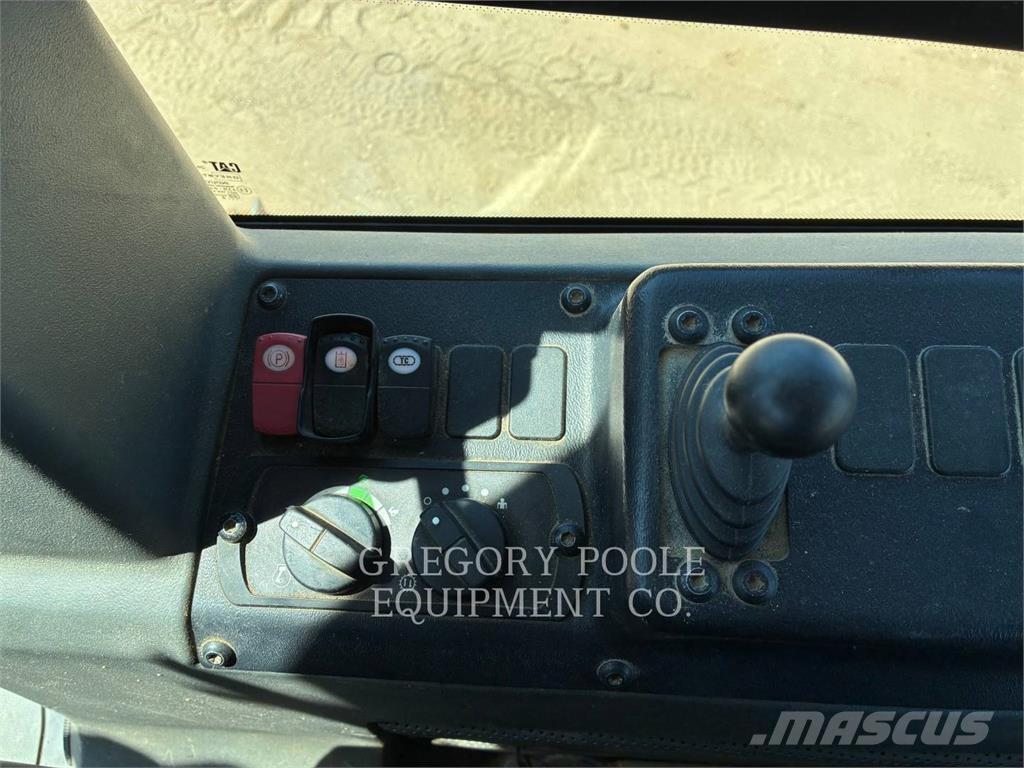 CAT D6K2LGP Pásové dozery