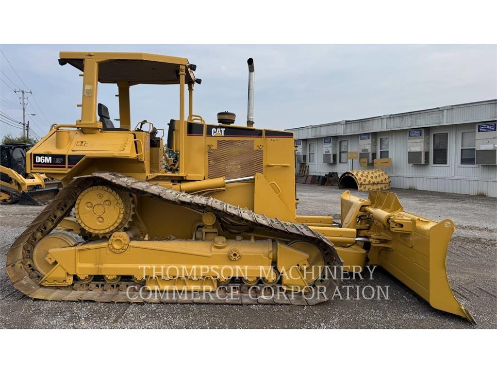 CAT D6M LGP Pásové dozery