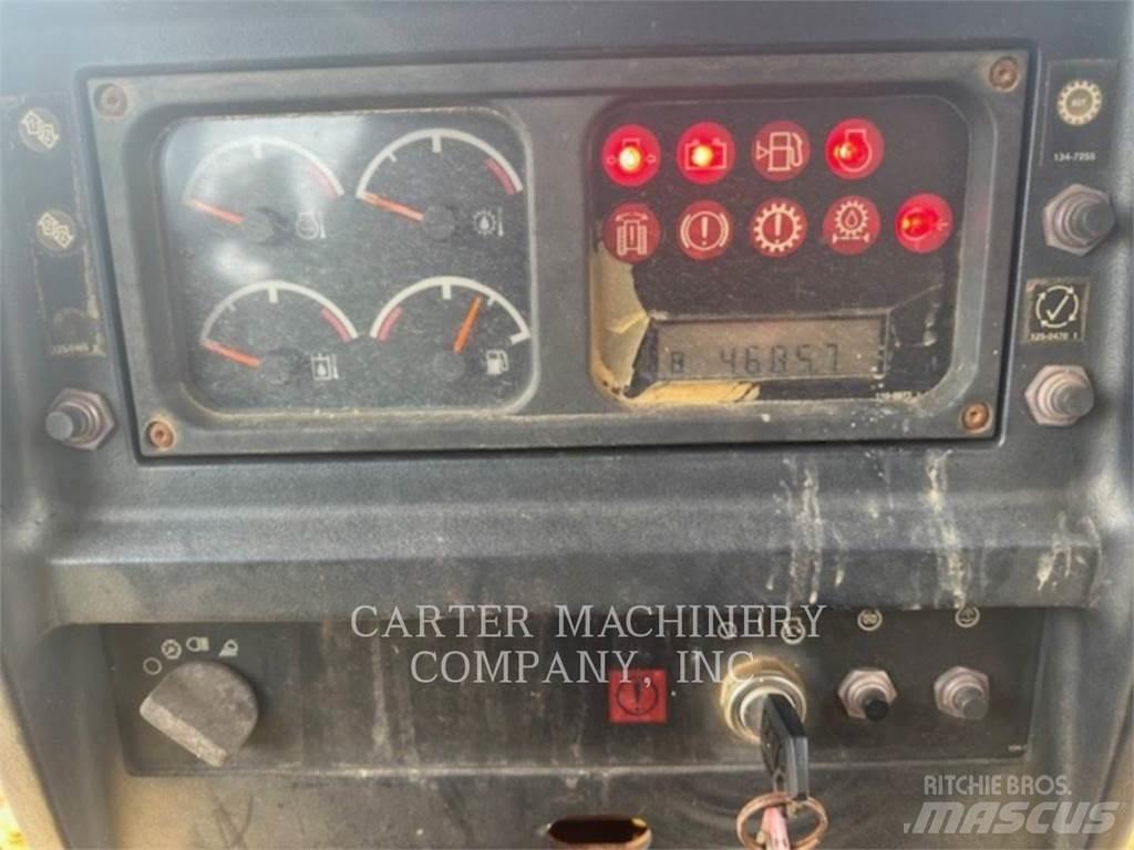 CAT D6MXL Pásové dozery