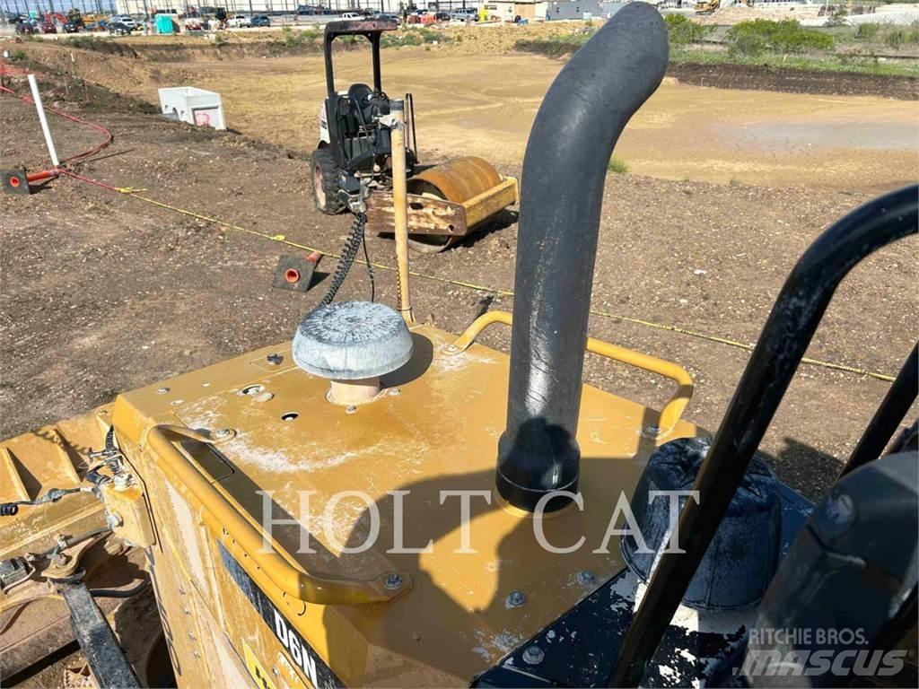 CAT D6N Pásové dozery