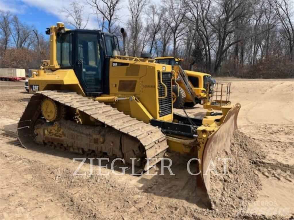 CAT D6N Pásové dozery
