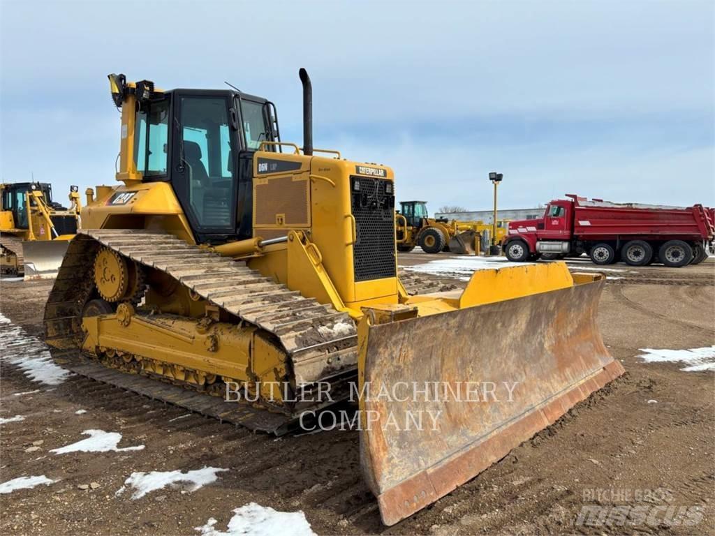 CAT D6N Pásové dozery