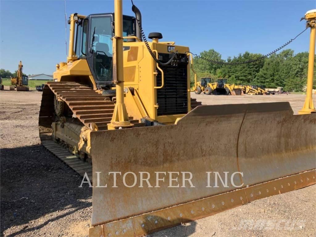 CAT D6N LGP R Pásové dozery