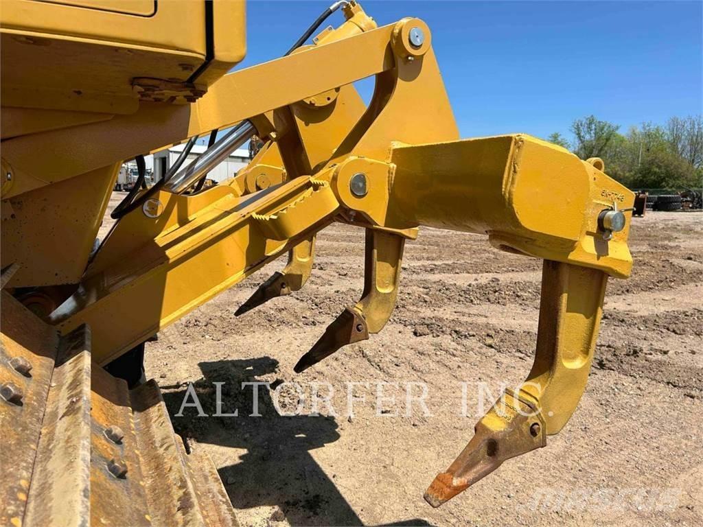 CAT D6N LGP R Pásové dozery