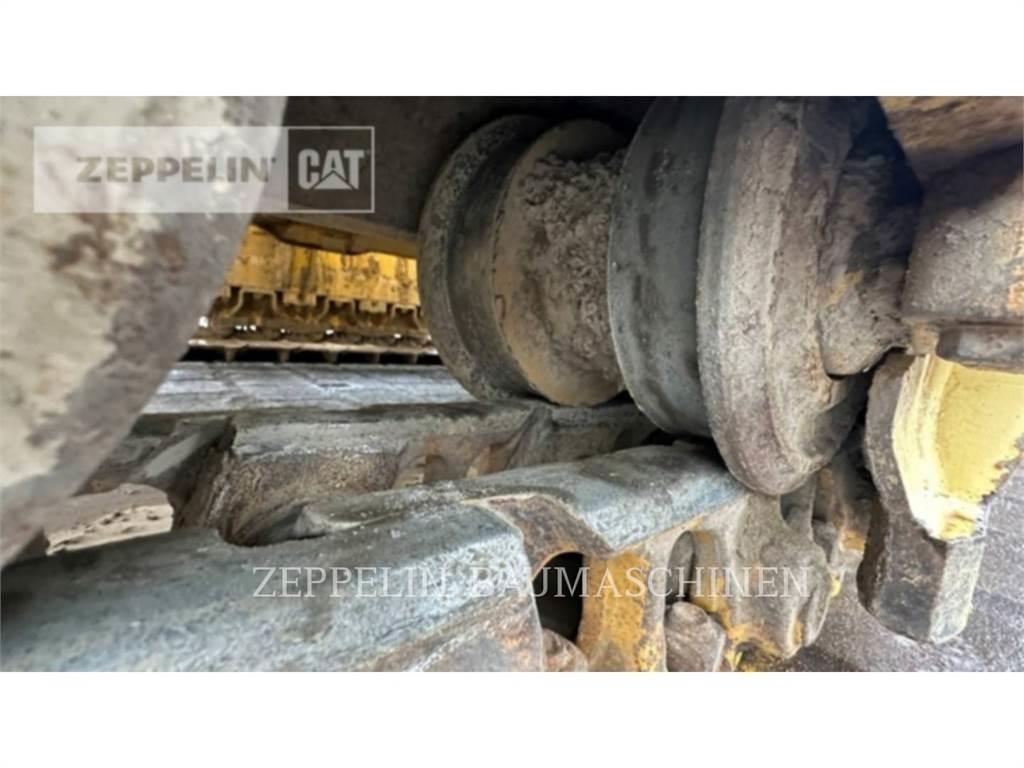 CAT D6NMP Pásové dozery