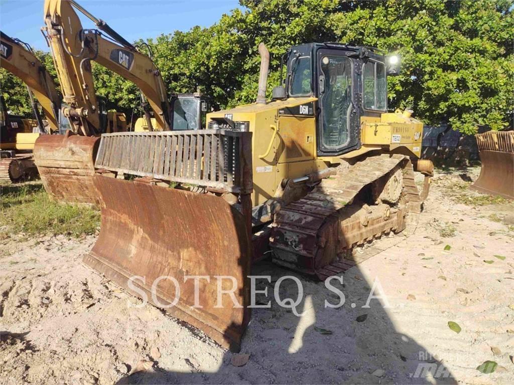 CAT D6NXL Pásové dozery